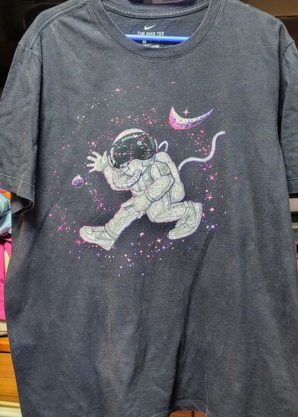 NIKE Tシャツ 宇宙飛行士 Lサイズ 黒 ブラック