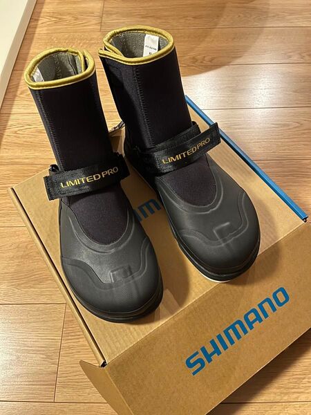 シマノ リミテッドプロ 羊毛 鮎タビ XL 中割