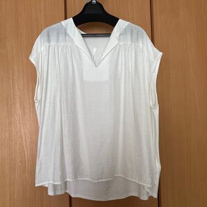Dignite collier ディニテコリエ 切替プルオーバーブラウス