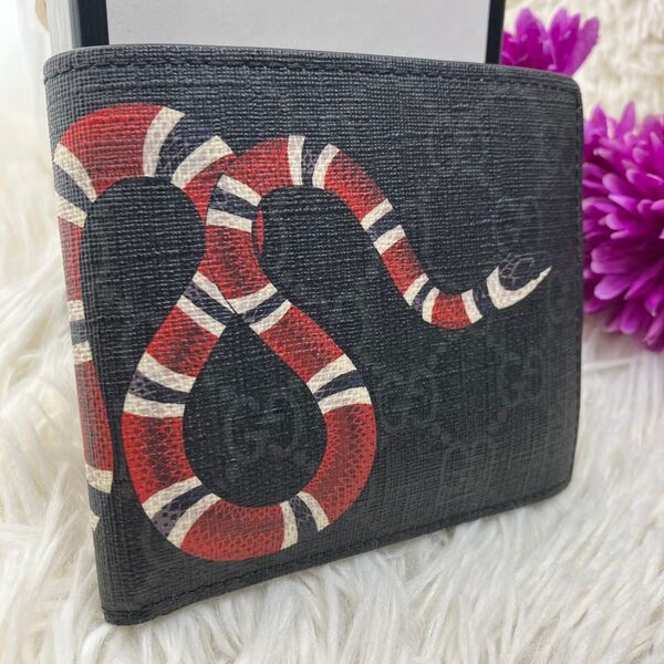 極美品 GUCCI グッチ折り財布GGスプリームキングスネーク GG柄