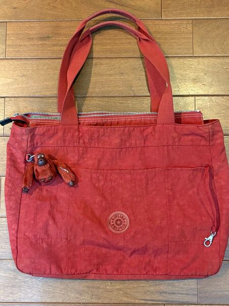 Kipling トートバッグ レッド レンガ色 おサルチャーム付き