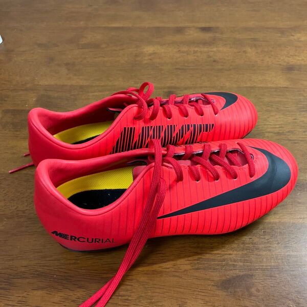 NIKE MERCURIAL サッカーシューズ レッド 21.5㎝ 使用1回