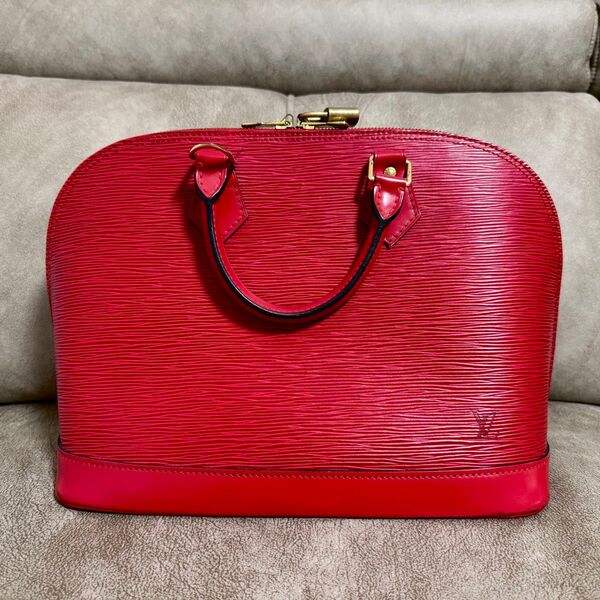 【美品】ルイヴィトン LOUIS VUITTON ハンドバッグ アルマ エピレザー カスティリアンレッド ゴールド金具 モノグラム