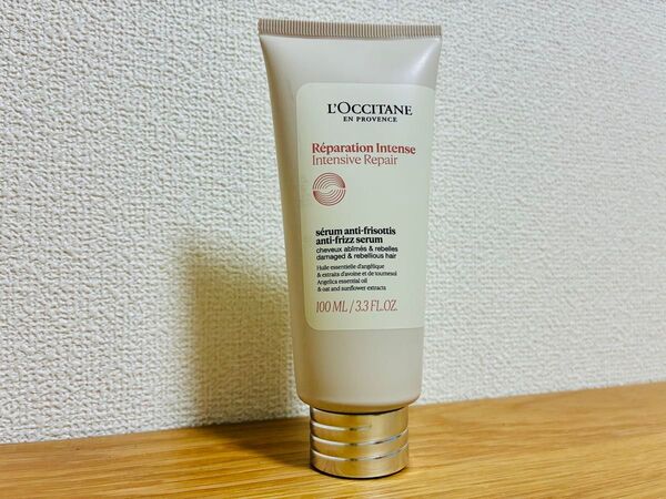 新品!ロクシタン インテンシヴR ヘアミルクセラム ヘアトリートメント