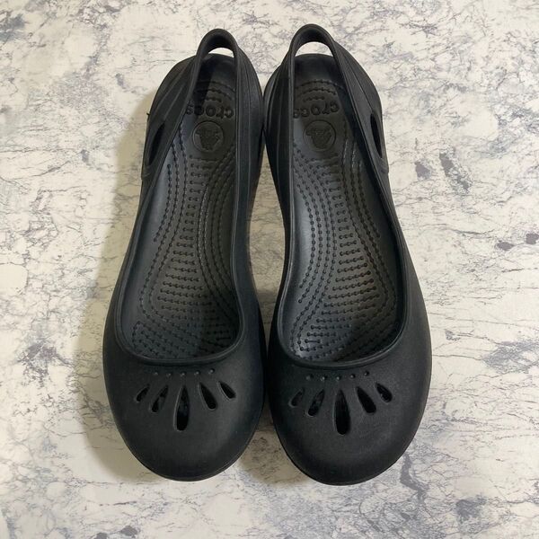 廃盤品 クロックス マリンディ 黒 crocs ブラック サンダル フラットシューズ パンプス 23 23.5