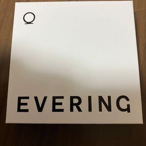 EVERINGのウェアラブル端末「evering」ホワイト サイズ4.5 1つ