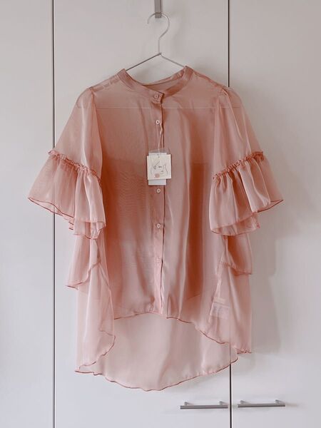 idemのback tiered chiffon blouse/ティアードフリルシフォンブラウス
