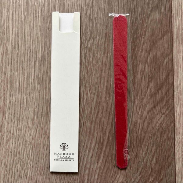 爪ヤスリ ネイルケア やすり 爪磨き ホテルアメニティー 新品・未使用・未開封 ネイルファイル ネイルシャイナー 爪 つめ 旅行