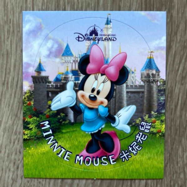 ミニーマウス シール ステッカー ディズニー ミニー 約6.5×5.5センチ レア品 非売品 かわいい Mickey Mouse