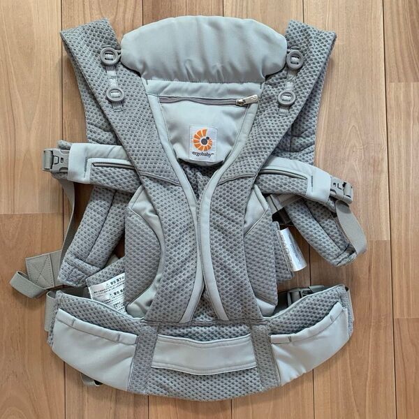 【美品】ergobaby OMNI Breeze エルゴベビー オムニブリーズ 抱っこ紐 メッシュ パールグレー 4way 取説付