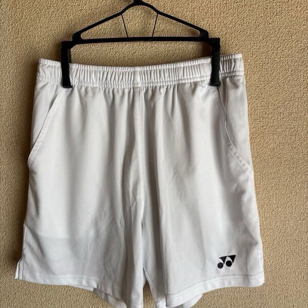 YONEX ハーフパンツ 白 ジュニアMサイズ
