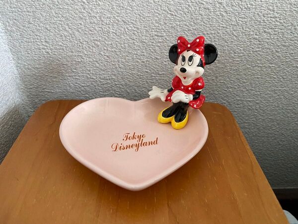 東京ディズニーランド ミニーマウス アクセサリートレイ 置物 お皿 ハート ピンク