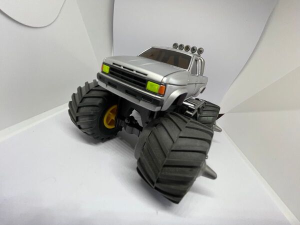 タミヤ ワイルドミニ四駆 ニッサン キングキャブJr. 塗装済み TAMIYA