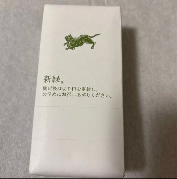 虎屋竹皮羊羹 新緑 330g