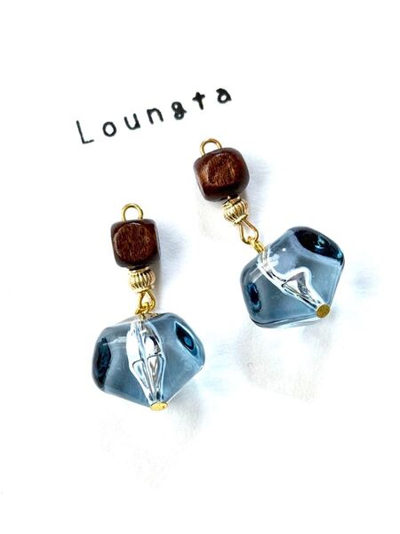 1199ハンドメイドピアス ハンドメイドイヤリング 樹脂ピアス 樹脂ポスト 金属フック 金属ポスト ノンホールピアス