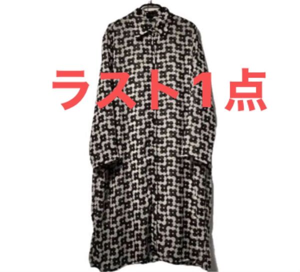 新品タグ付きシフォンロングブラウスチュニックブラウス軽く柔らか前開き長袖黒白デイジー柄高級感ある生地北欧柄 ブラック ロング