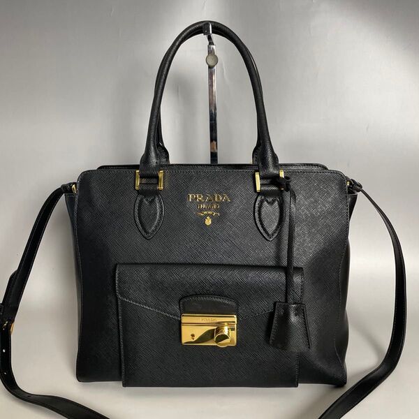 Prada 極美品 黒 2way サフィアーノ レザー ハンドバッグ プラダ ショルダーバッグ