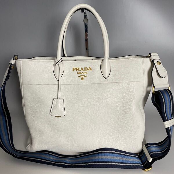 Prada 極美品 白 2way カーフ レザー ハンドバッグ プラダ ショルダーバッグ