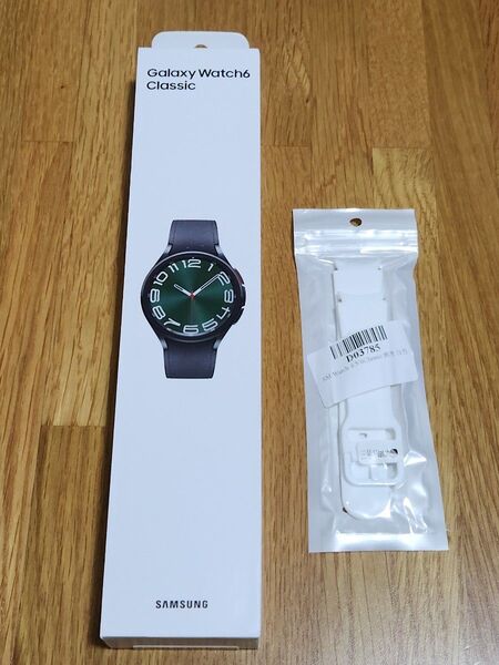 新品 Galaxy Watch6 Classic 47mm+交換用ストラップ付き