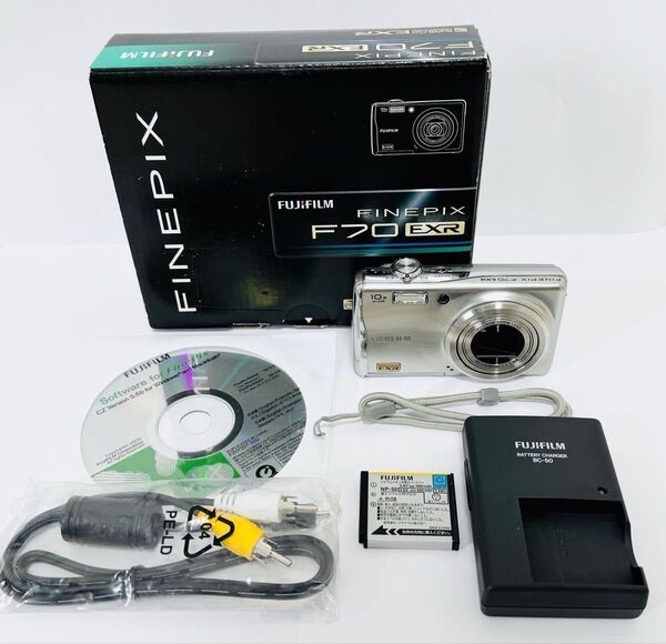 FUJIFILM 富士フイルム FINEPIX F70EXR コンパクトデジタルカメラ