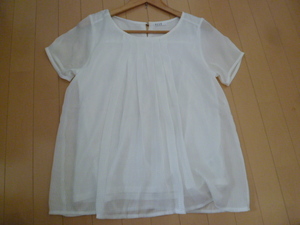 ELLE/ L 0 white .... pattern blouse cut and sewn 40/ white short sleeves ito gold 0T611