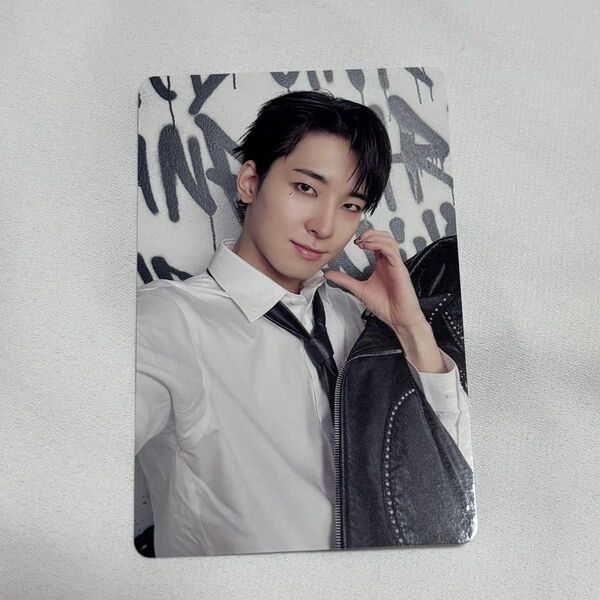 !最終値下げ!SEVENTEEN HAPPY BURSTDAY トレカ WONWOO ウォヌ