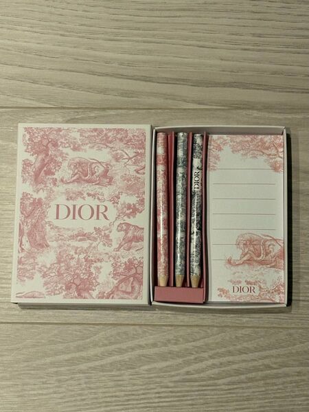Dior ディオール ノベルティ メモ帳 鉛筆 色鉛筆 非売品