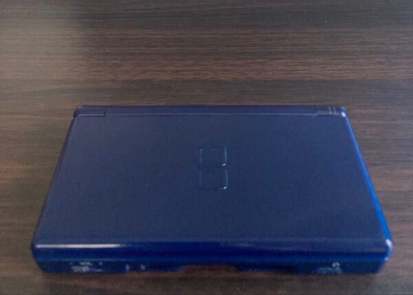 DS Lite 本体 エナメルネイビー ニンテンドーDS