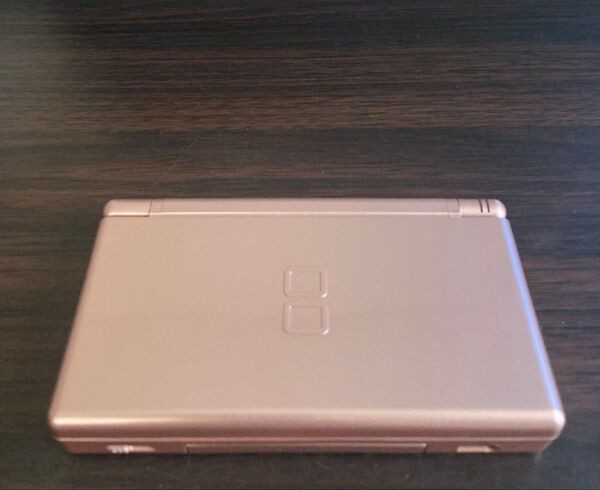 ニンテンドー DS Lite 本体 メタリックロゼ