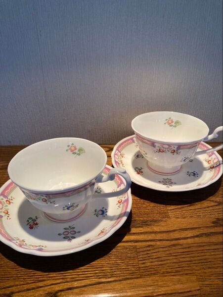 LAURA ASHLEYカップ&ソーサー 2客セット 花柄