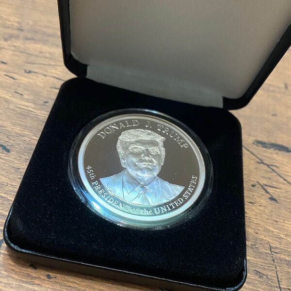 ケース入り 純銀 トランプ大統領 45th 銀貨 プルーフ コイン 1oz