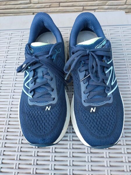 【23.5cm】New Balance ランニングシューズ【W880N13】