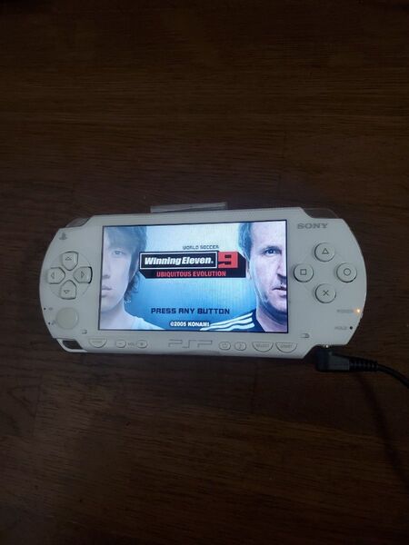 ジャンクPlaystation portableソニーPSP-1000 wh