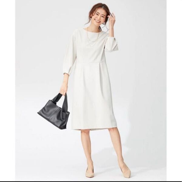 【美品】【洗える】23区 2022SS ジャージー ウエストタック ミディ丈ワンピース 七分袖 ノーカラー ベージュ 38サイズ