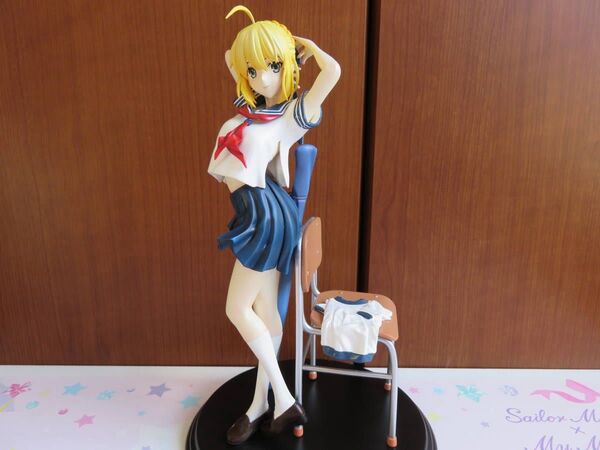 Fate Grand Order セイバー スケールフィギュア 海外製 制服 水着 アルトリア・ペンドラゴン