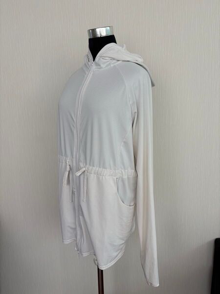 ホワイト フード付き ラッシュガード L
