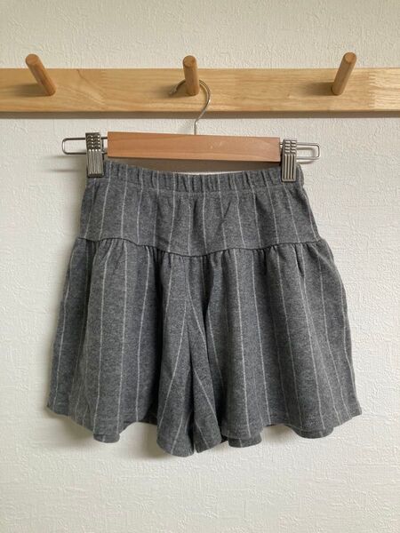 西松屋 ショートパンツ 130cm グレー