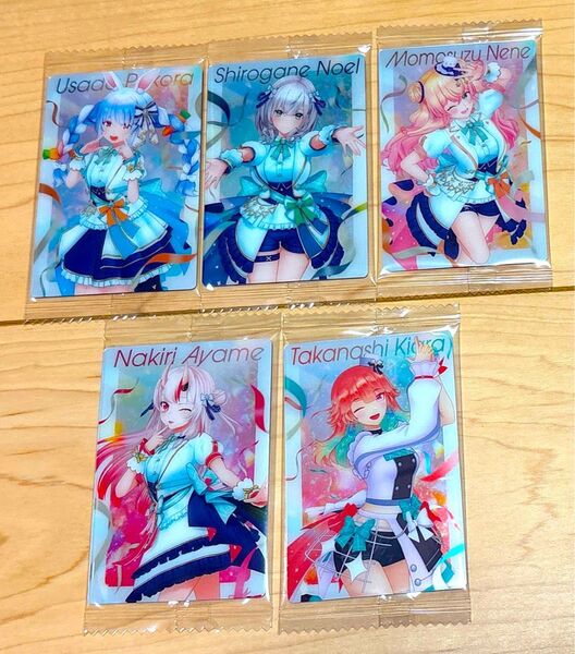 ホロライブ ウエハース 3 兎田ぺこら 白銀ノエル等 5枚まとめ売り 早い者勝ち 即日発送