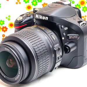 美品 ニコン Nikon D5200☆高画質一眼レフ☆スマホ転送可☆動画撮影可!
