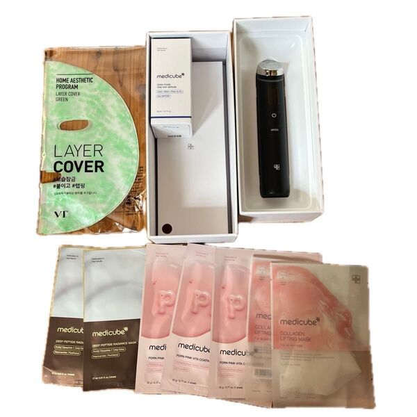 medicube 美顔器、パック、美容液 拭き取り化粧水セット