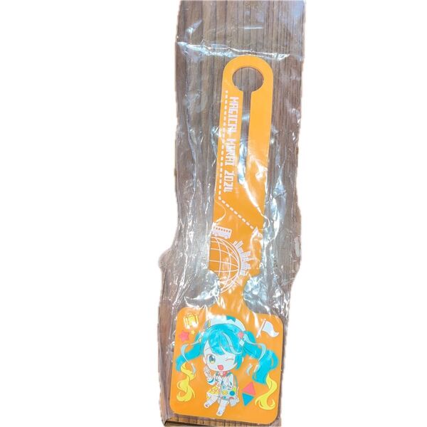 【新品・未使用】 初音ミクあそーとマジカルミライ 2024 ラゲッジタグオレンジ