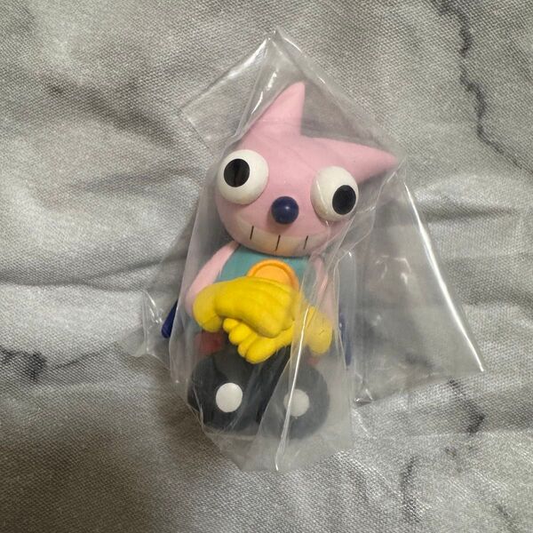 ヘンダーランド クレヨンしんちゃん まちぼうけ ガチャ フィギュア