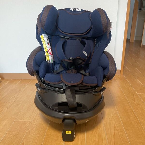 フラディア グロウ ISOFIX360°セーフティ シリーズ チャイルドシート Aprica