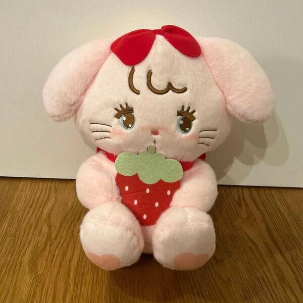 mikko illustrations いちご BIG ぬいぐるみ キャミー