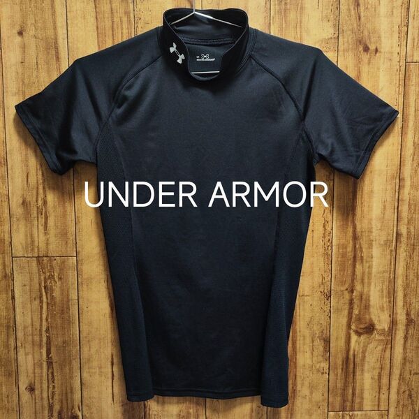 美品 UNDER ARMOR アンダーアーマー 半袖Tシャツ トレーニングウェア