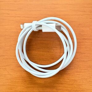 iPhone Lightning 充電ケーブル1m
