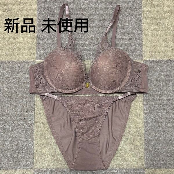 新品 未使用 タグなし 補正下着 ブラショーツセット ブラジャーA75 ショーツMサイズ