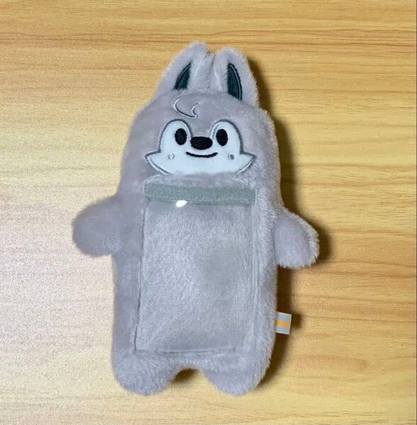 ウルフチャン カードケース トレカケース SKZOO バンチャン スキズ ぬいぐるみ