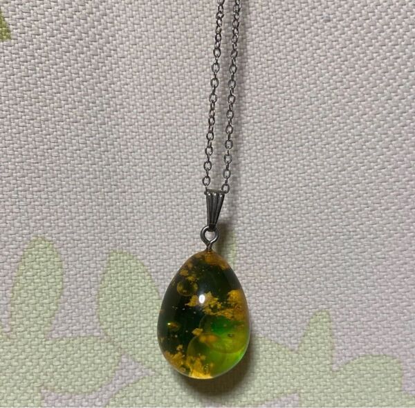 ハンドメイド レジンアクセサリー ネックレス 空 雲 シャボン玉