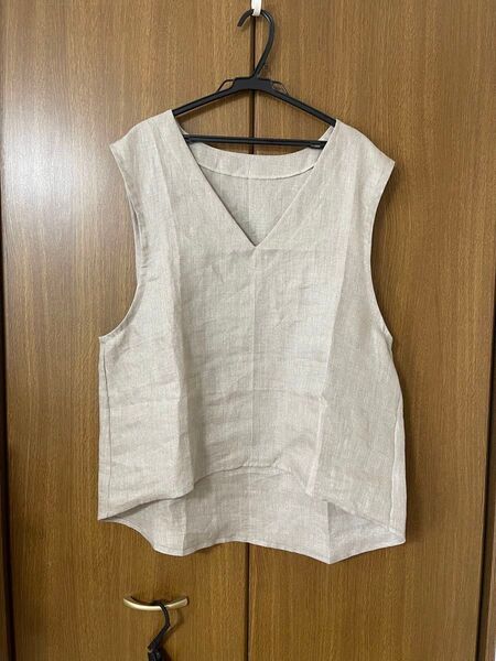生地屋のリネン服 リッチクロスさんの、Vネックリネンサマーベスト
